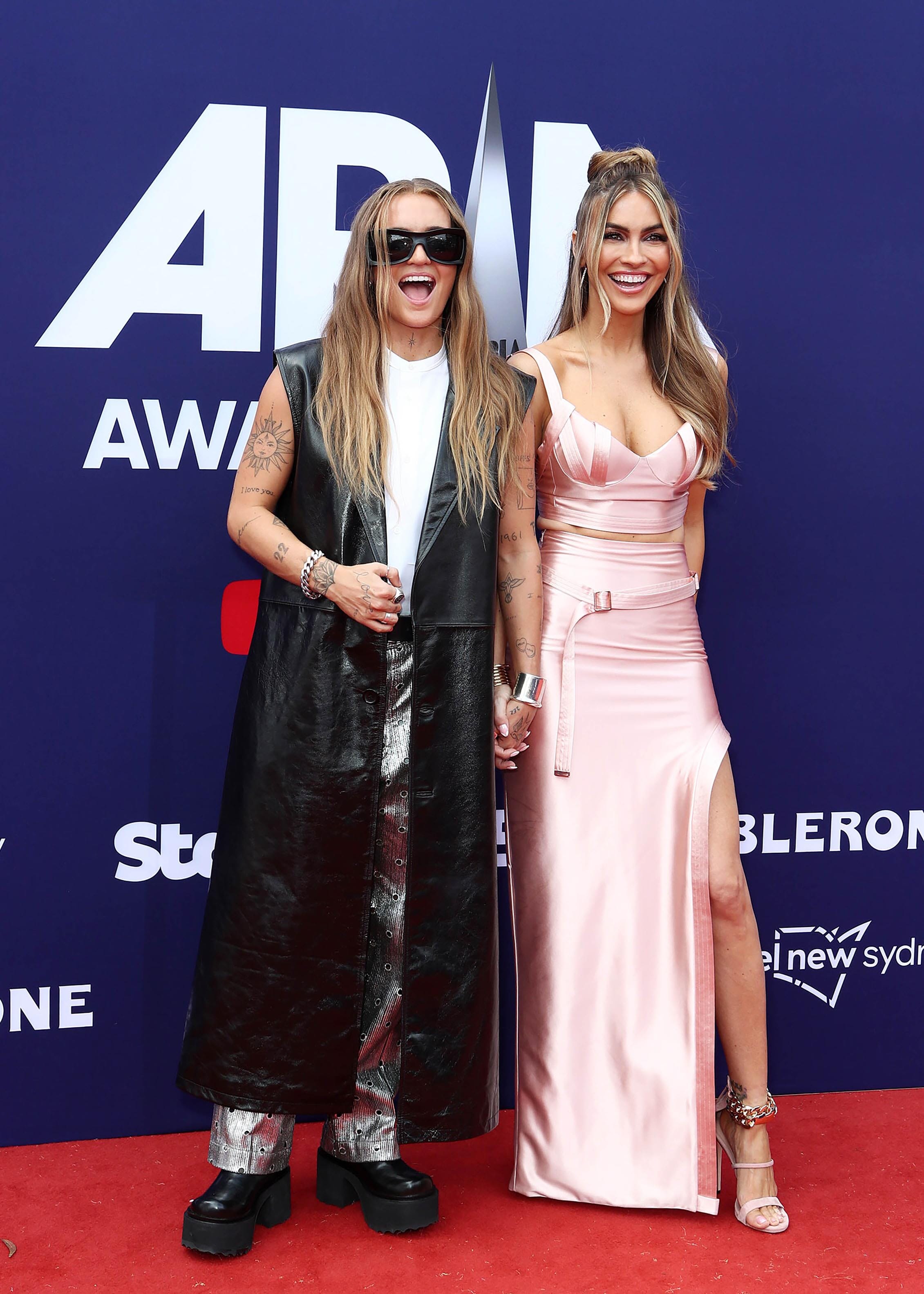 PICTURED: G FLIP & CHRISHELL STAUSE