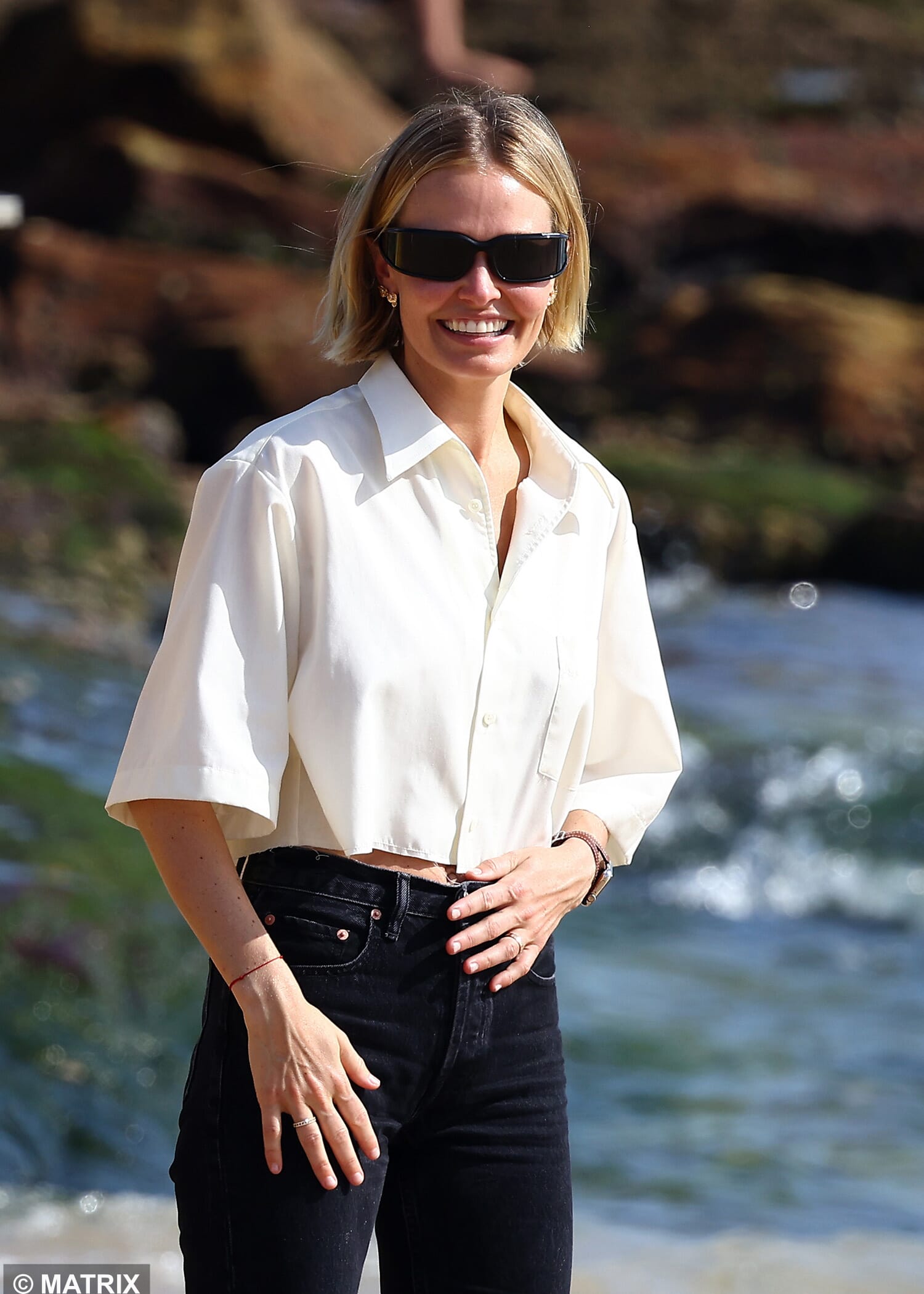 In other news, Lara Bingle was also on Bondi yesterday