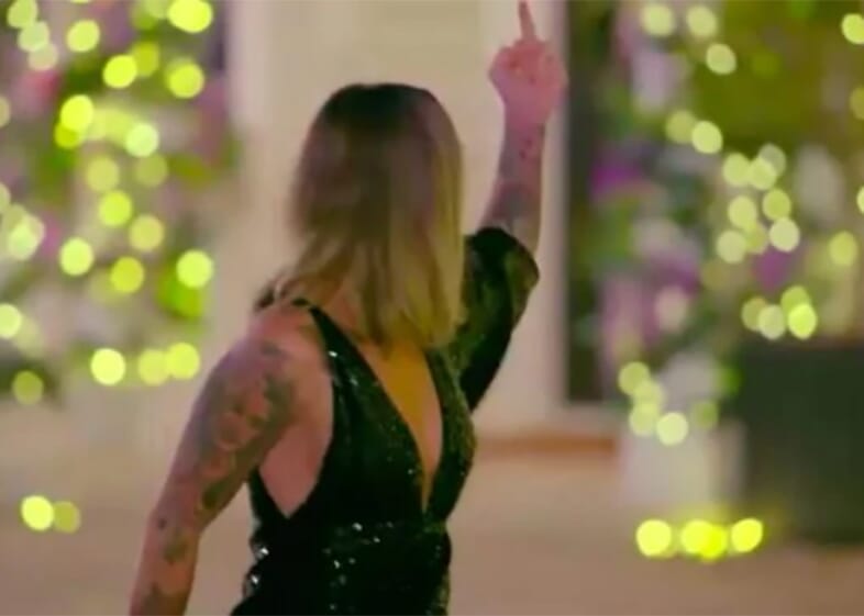 This was Roxi's response when Locky offered to pick her up from the airport and bring her back to The Bachelor