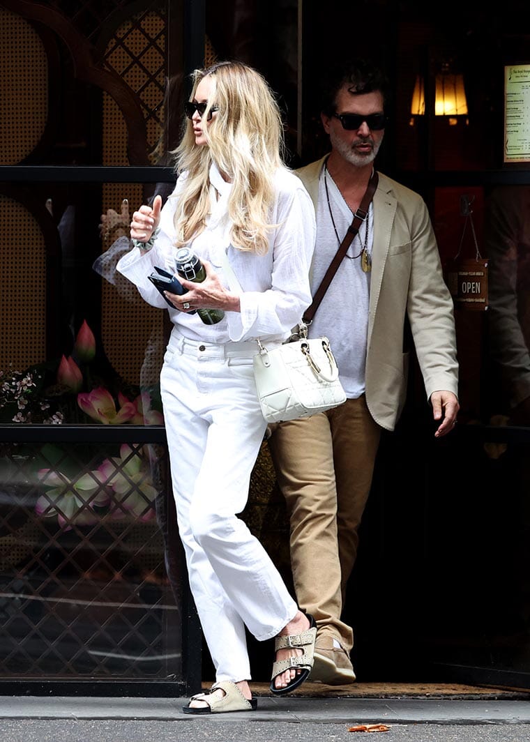 Pictured: Elle Macpherson leaves massage parlour with Doyle Bramhall